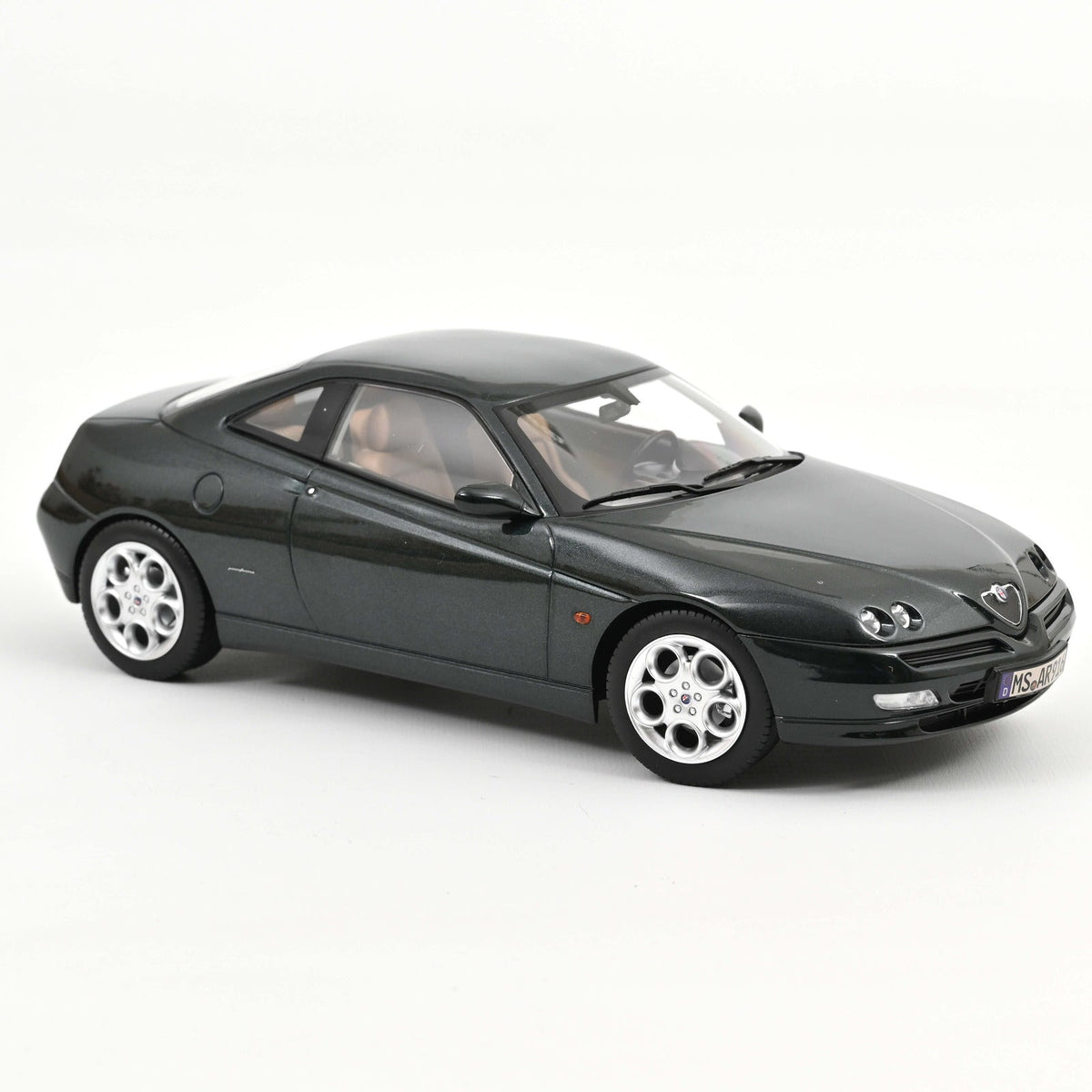 Norev Alfa Romeo GTV 2001 Coventry Green Metallic 1:18 model