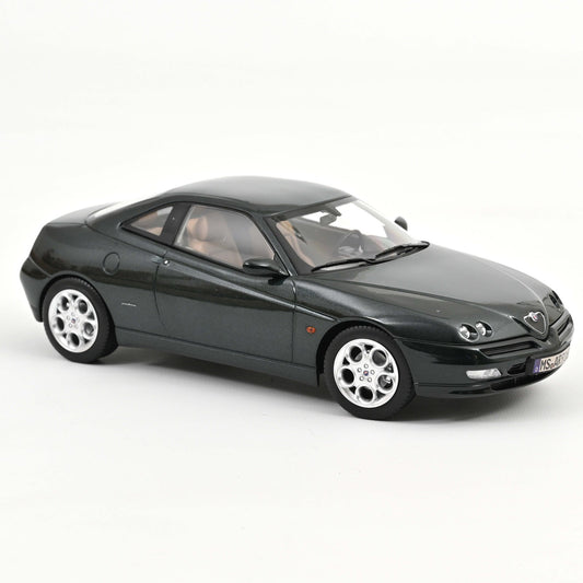 Norev Alfa Romeo GTV 2001 Coventry Green Metallic 1:18 Modell