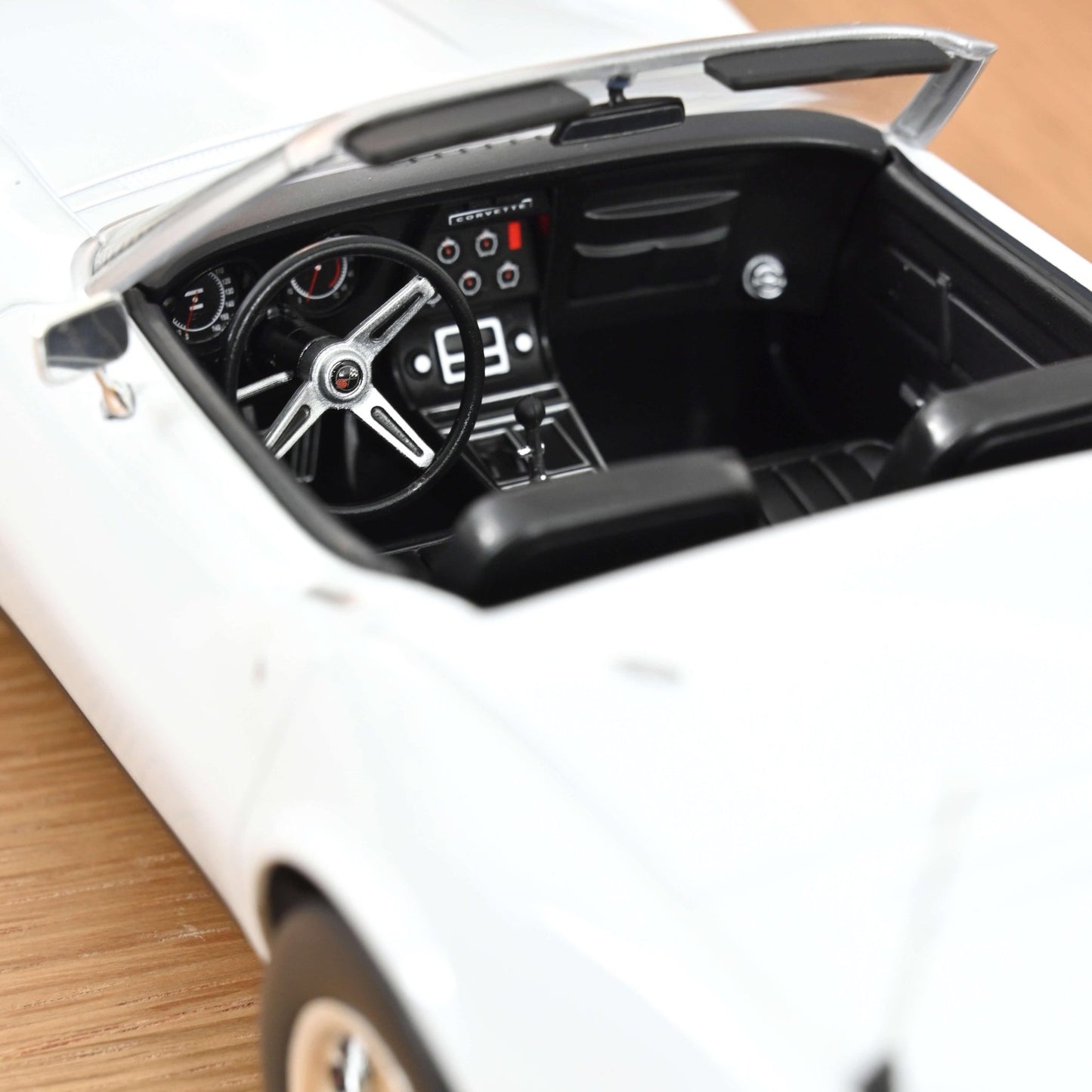 Norev Chevrolet Corvette Convertible 1969 Can Am - White 1:18 Modell - Artexio