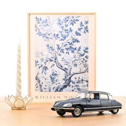 Norev Citroen DS 23 Pallas 1974 Orient Blue 1:18 Modell - Artexio