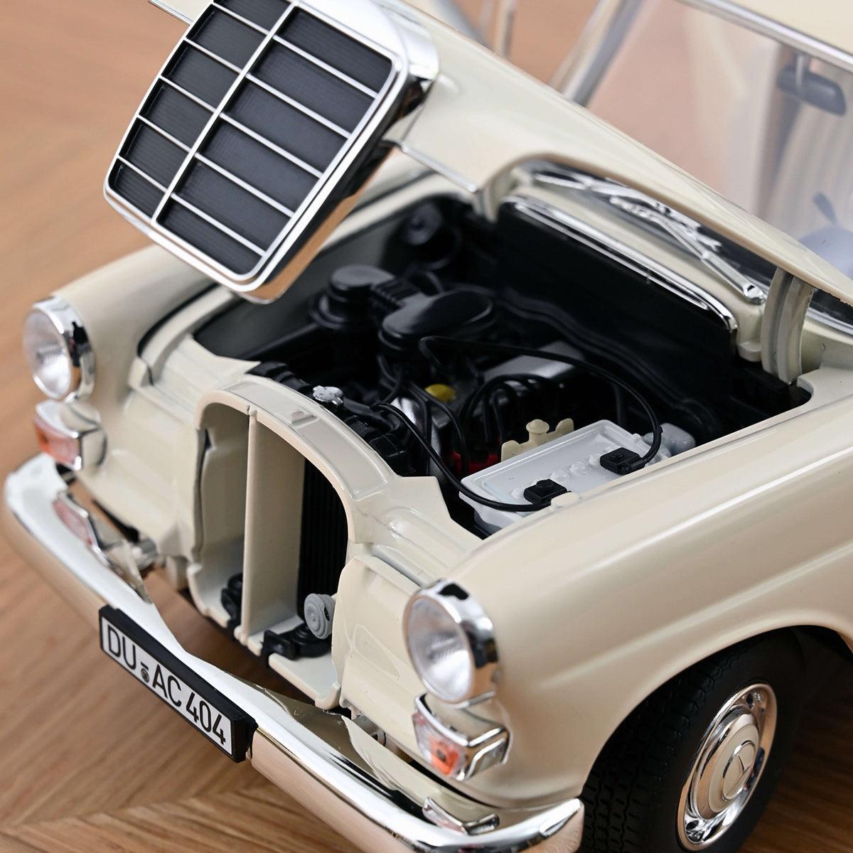 Norev Mercedes - Benz 200 Universal 1966 Cream 1:18 Modell - Artexio