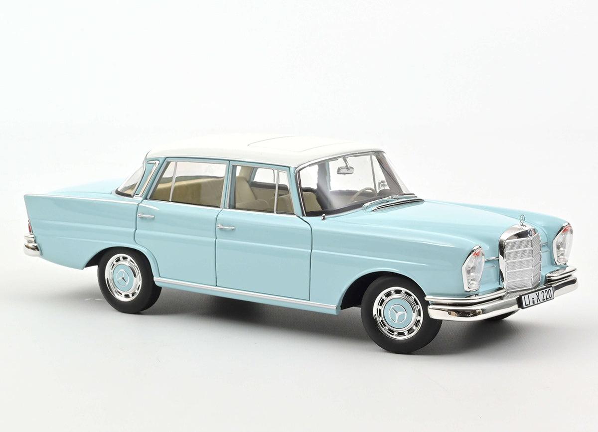 Norev Mercedes - Benz 220 S 1965 - Light Blue 1:18 Modell - Artexio