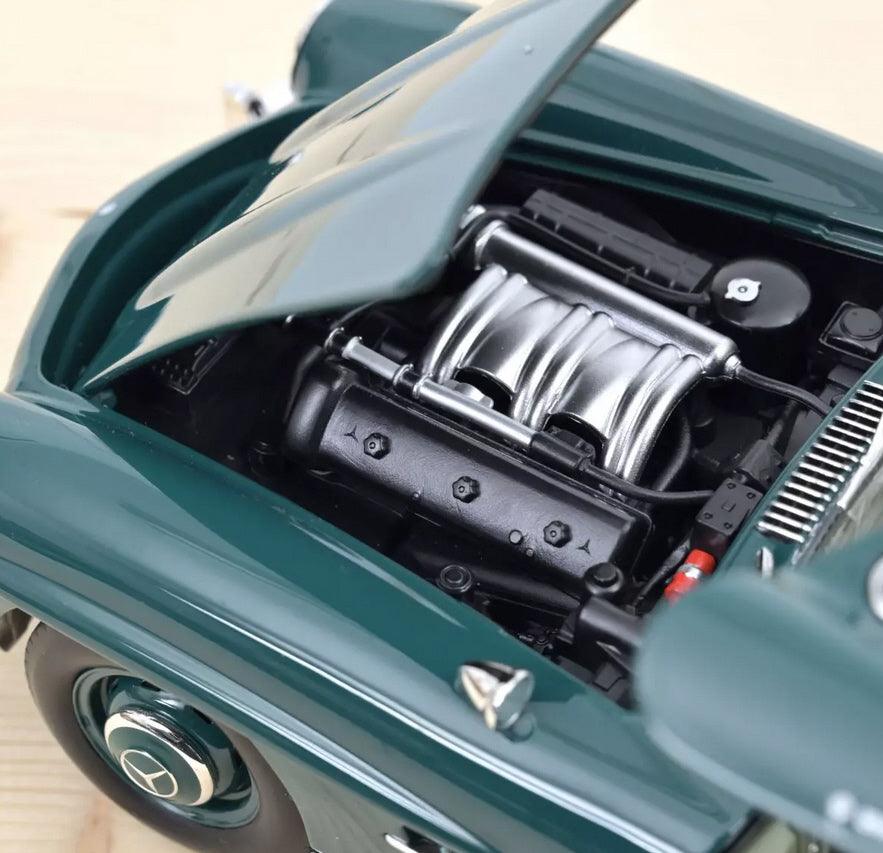 Norev Mercedes - Benz 300 SL 1954 - Green 1:18 Modell - Artexio