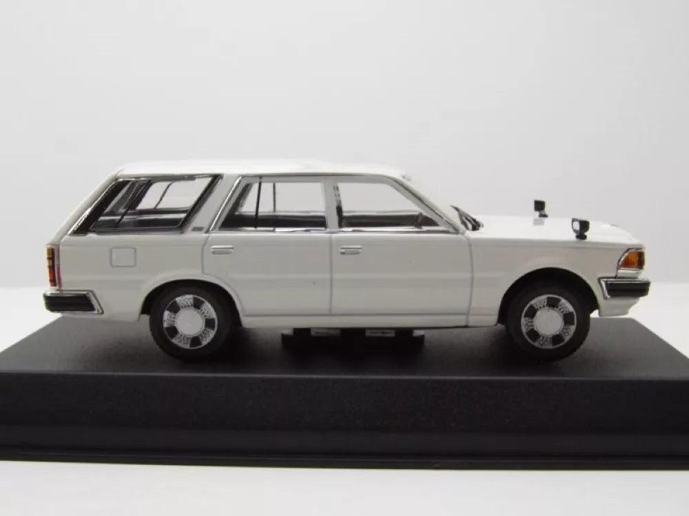 Norev Nissan Cedric Van Deluxe 1995 - White 1:43 Modell
