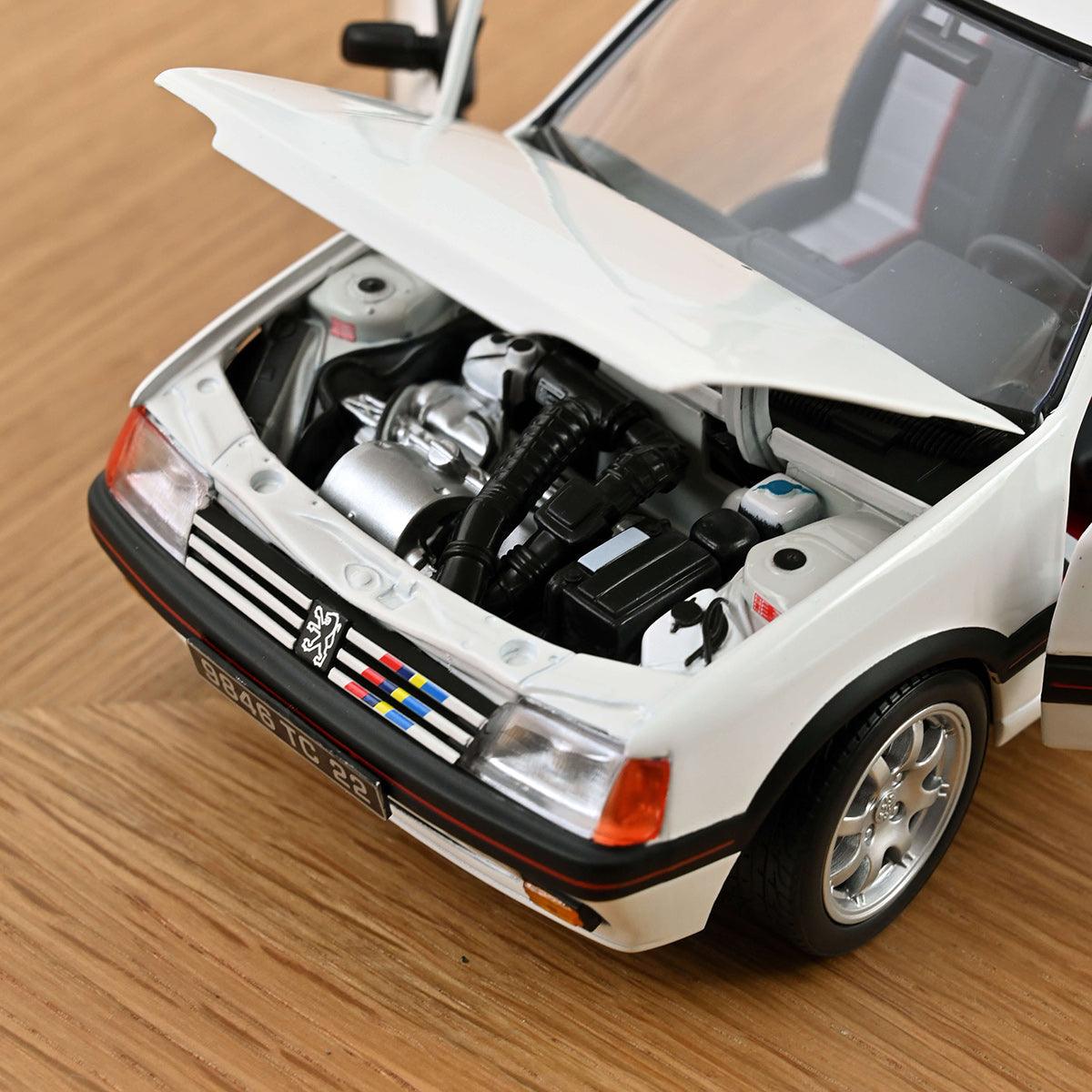 Norev Peugeot 205 GTi 1.9 1989 - Meije White 1:18 Modell