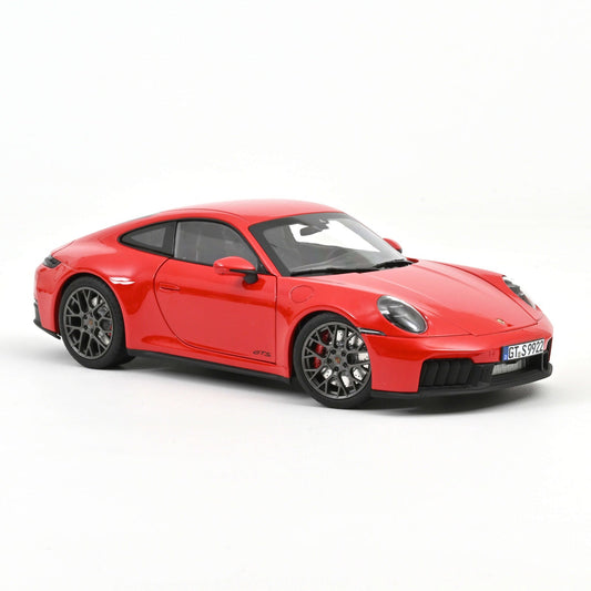 Norev Porsche 911 Carrera 4 GTS 2025 Guards Red 1:18 Modell