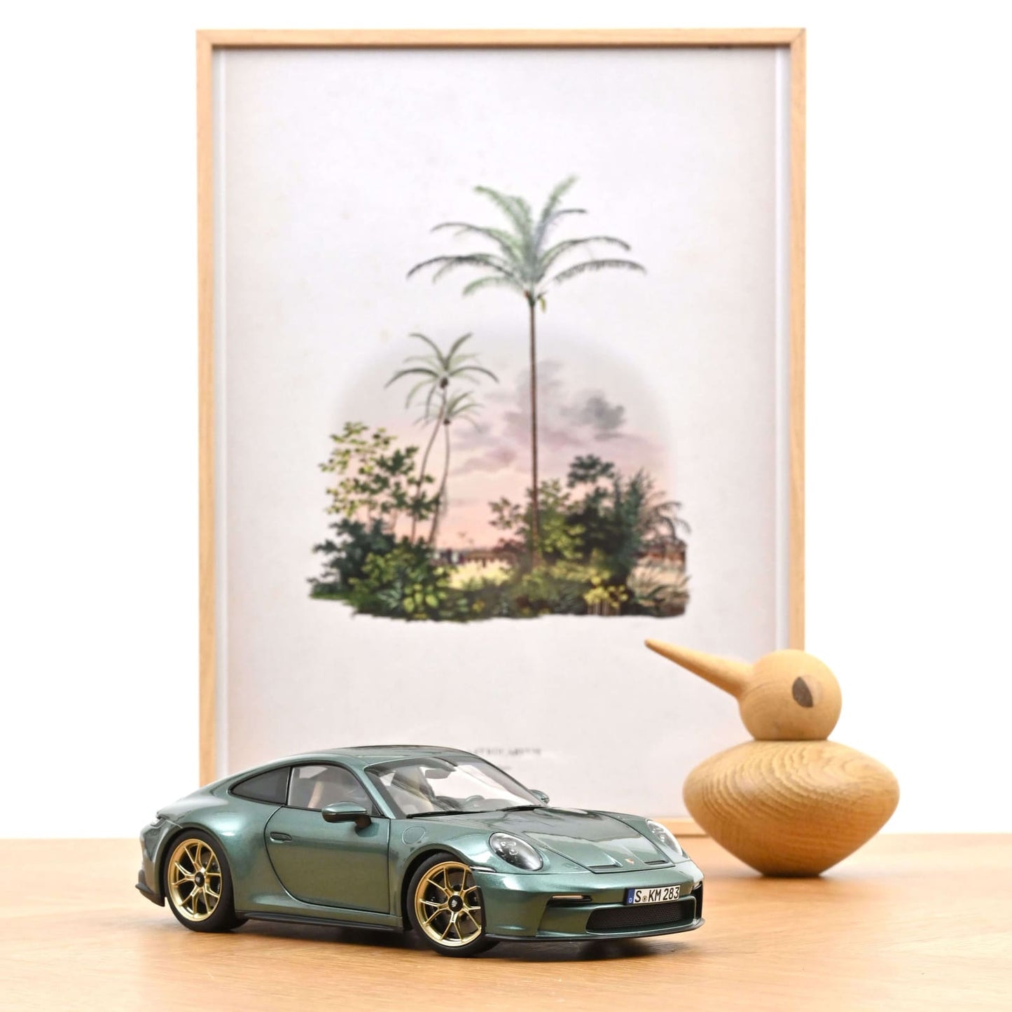 Norev Porsche 911 GT3 with Touring Package 2021 Malachite Green met. 1:18 Modell