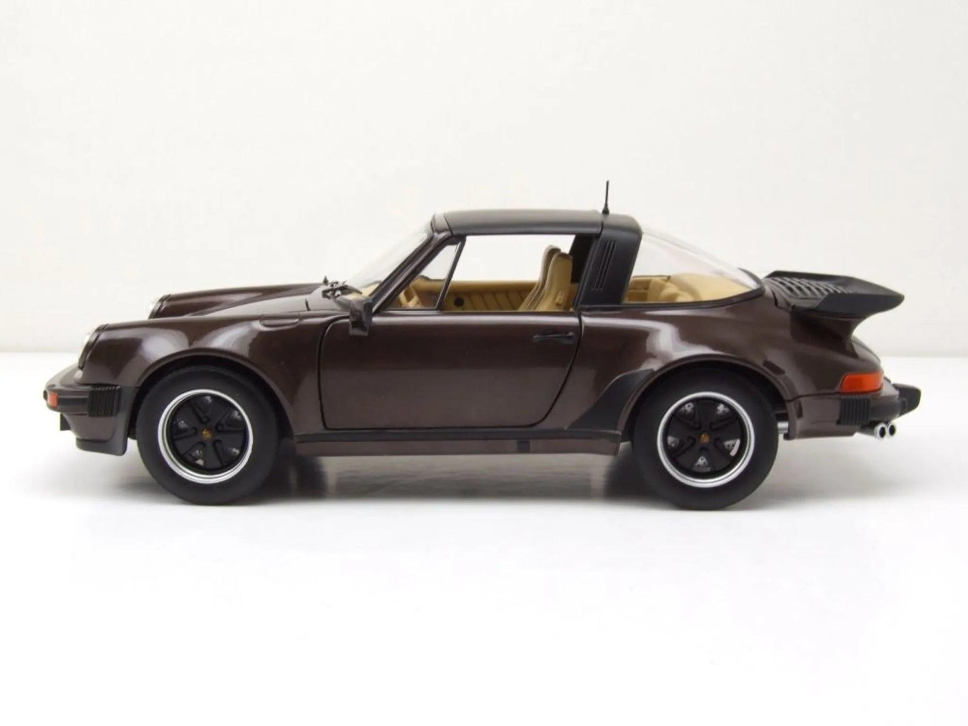 Norev Porsche 911 Turbo Targa 1987 - Brown Metallic 1:18 Modell - Artexio