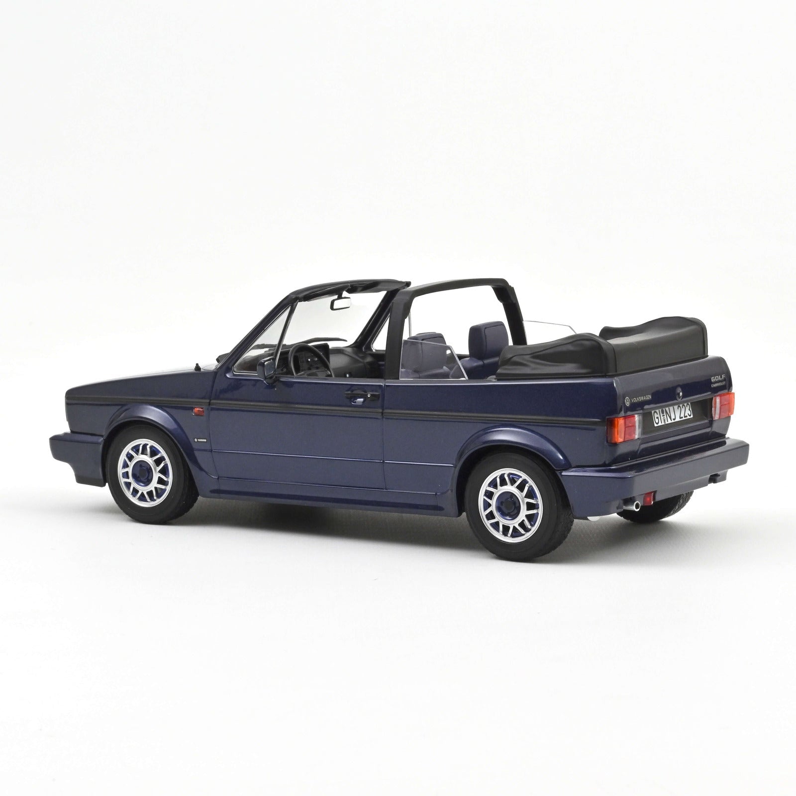 Norev VW Golf Cabriolet Quartett 1992 Inca Blue 1:18 Modell