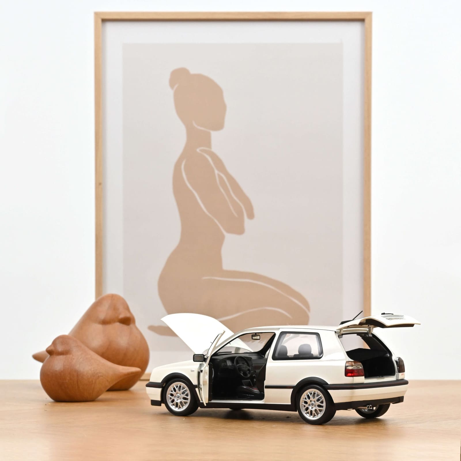 Norev VW Golf GTI 1996 Candywhite 1:18 Modell