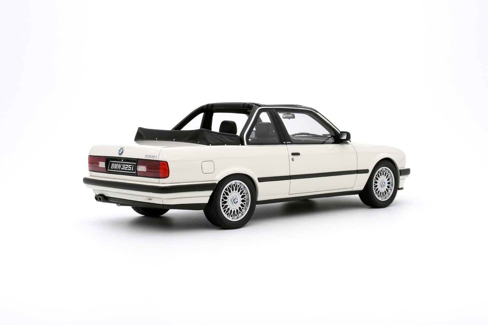 Otto-Models BMW 325i E30 TC2 BAUR Cabrio 1988 Alpine white 1:18 Modell