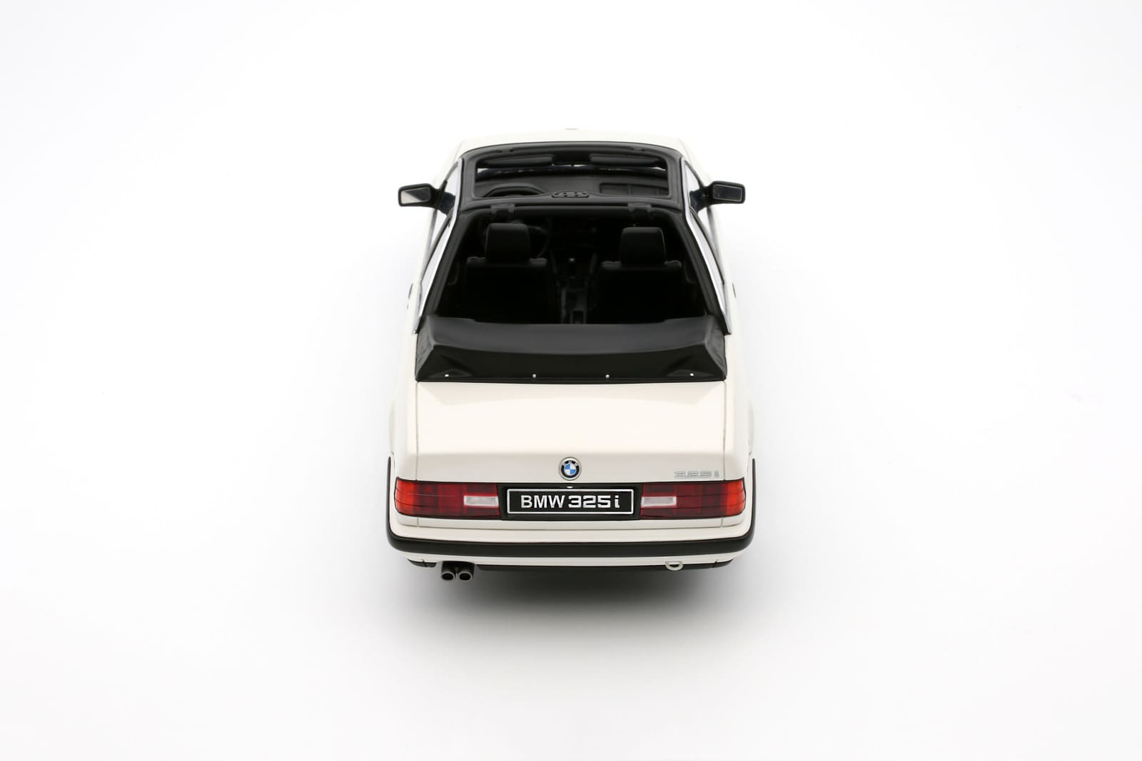 Otto-Models BMW 325i E30 TC2 BAUR Cabrio 1988 Alpine white 1:18 Modell