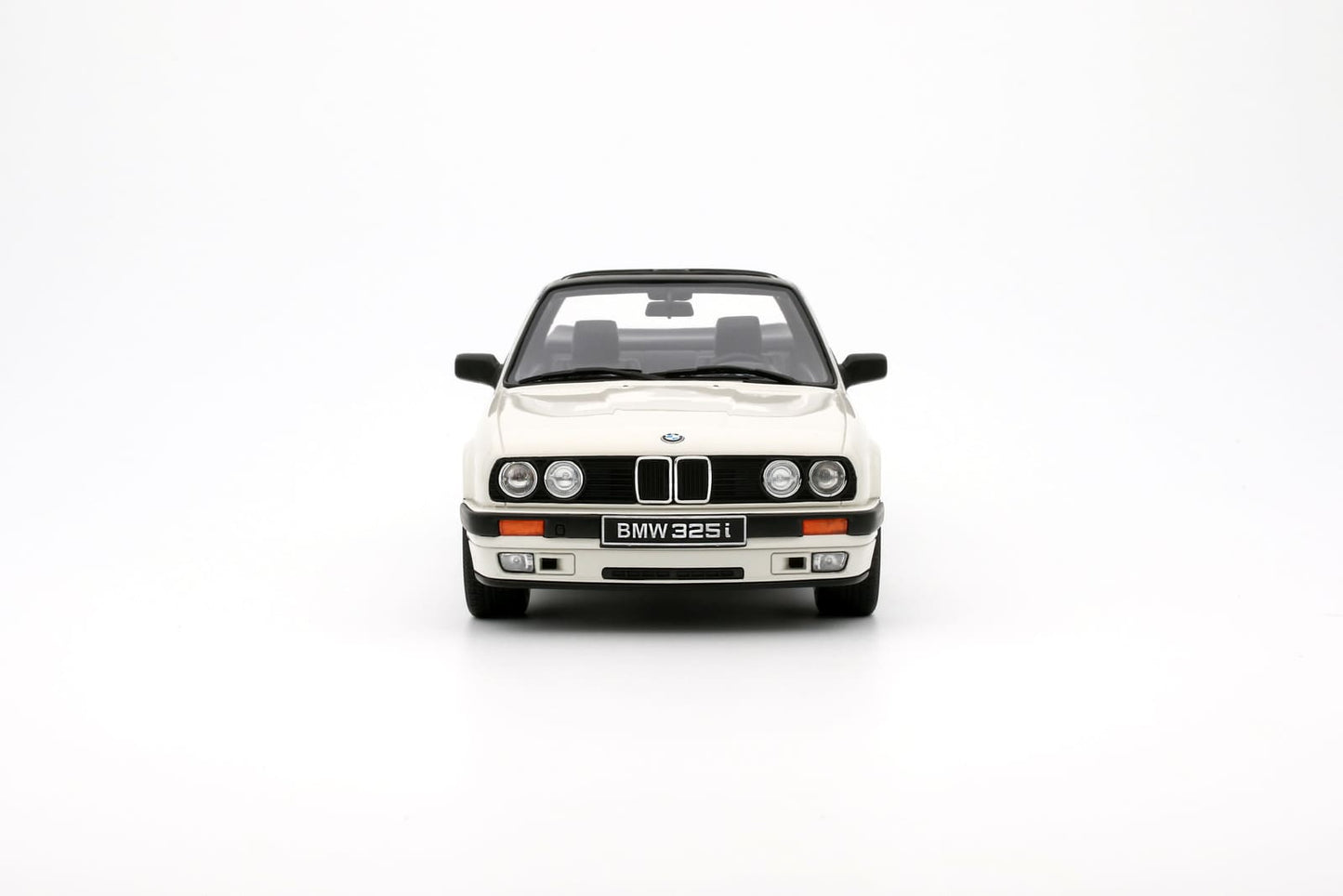 Otto-Models BMW 325i E30 TC2 BAUR Cabrio 1988 Alpine white 1:18 Modell