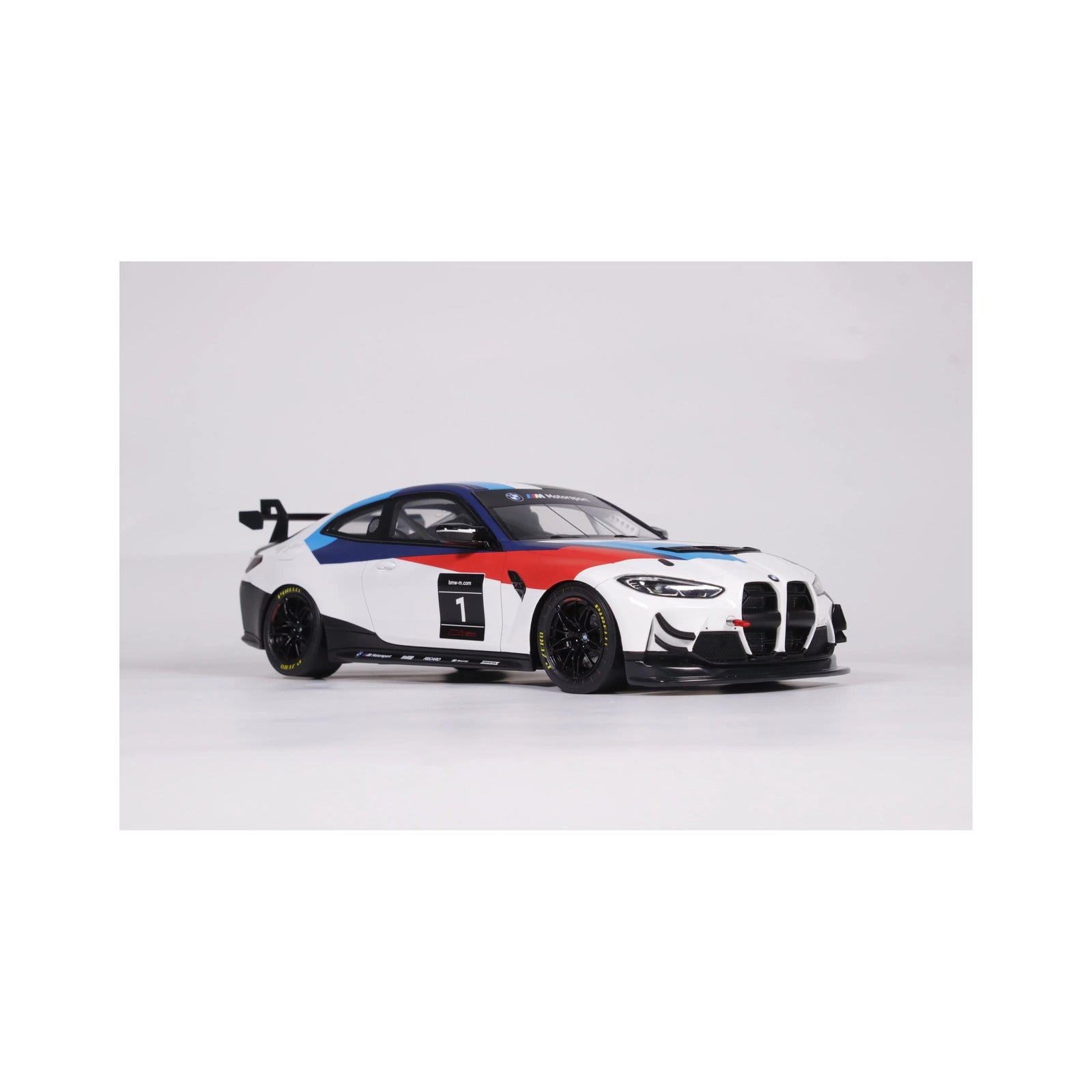 Otto - Models BMW M4 GT4 PRESENTATION 2022 1:18 Modell