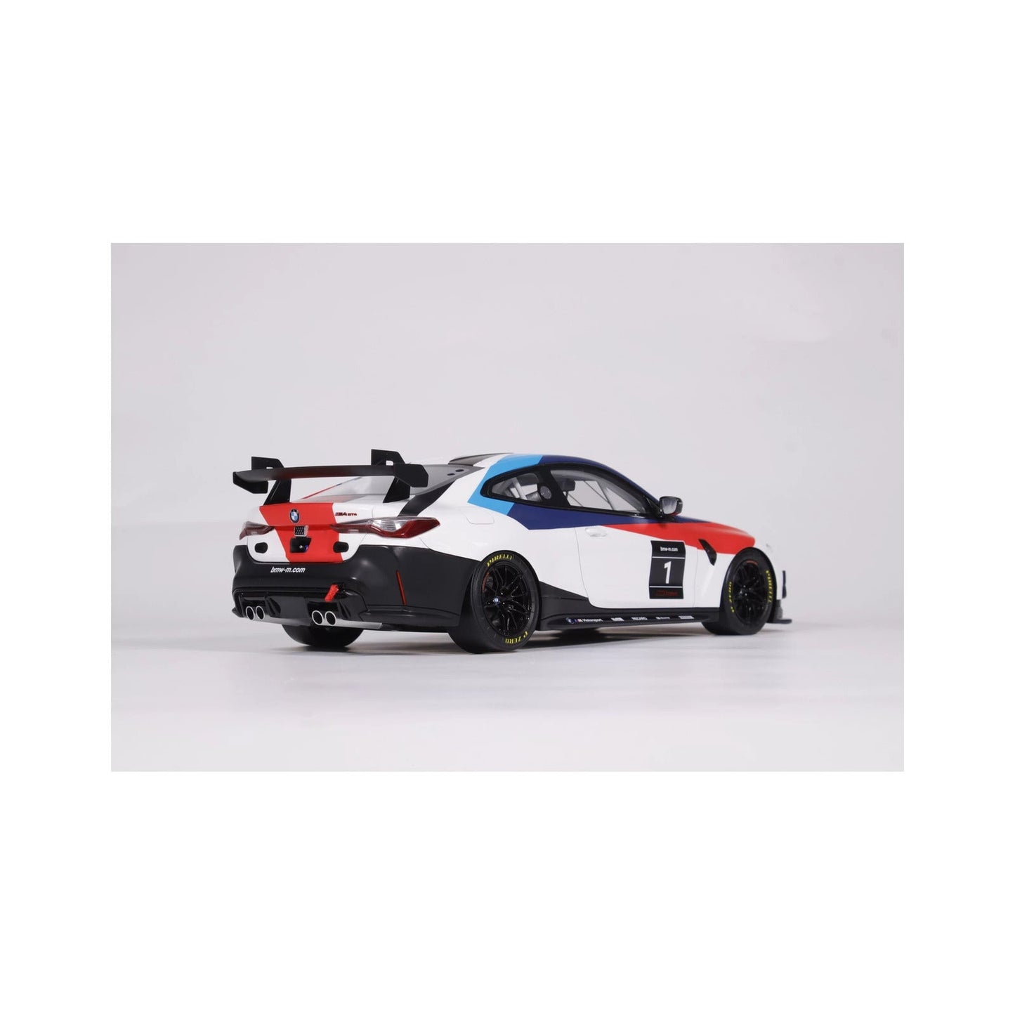Otto - Models BMW M4 GT4 PRESENTATION 2022 1:18 Modell