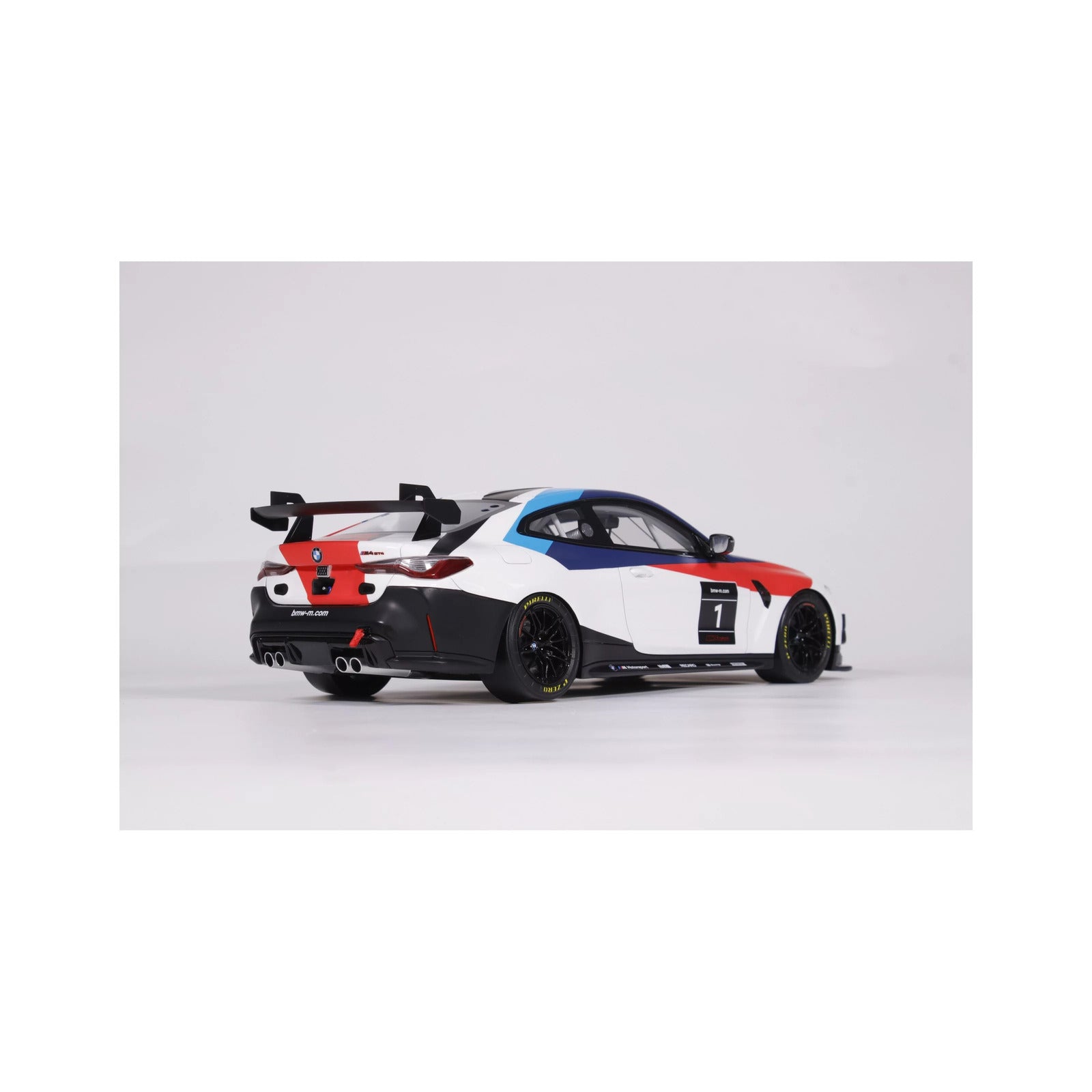 Otto - Models BMW M4 GT4 PRESENTATION 2022 1:18 Modell