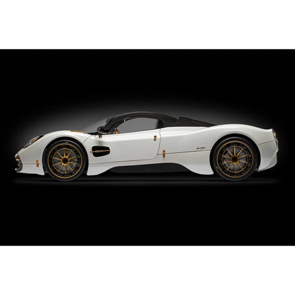 Pocher Pagani Utopia Bianco Perla Bausatz 1:8 Modell