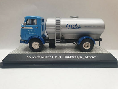 Premium ClassiXXs Mercedes-Benz LP911 Tankwagen Milch - Blau 1:43 Modell_Artexio
