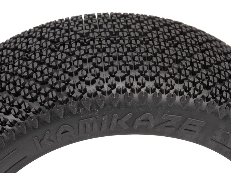 Procircuit Reifen "KAMIKAZE V2-K1" unverklebt 1:8 Buggy # Clay Super Soft