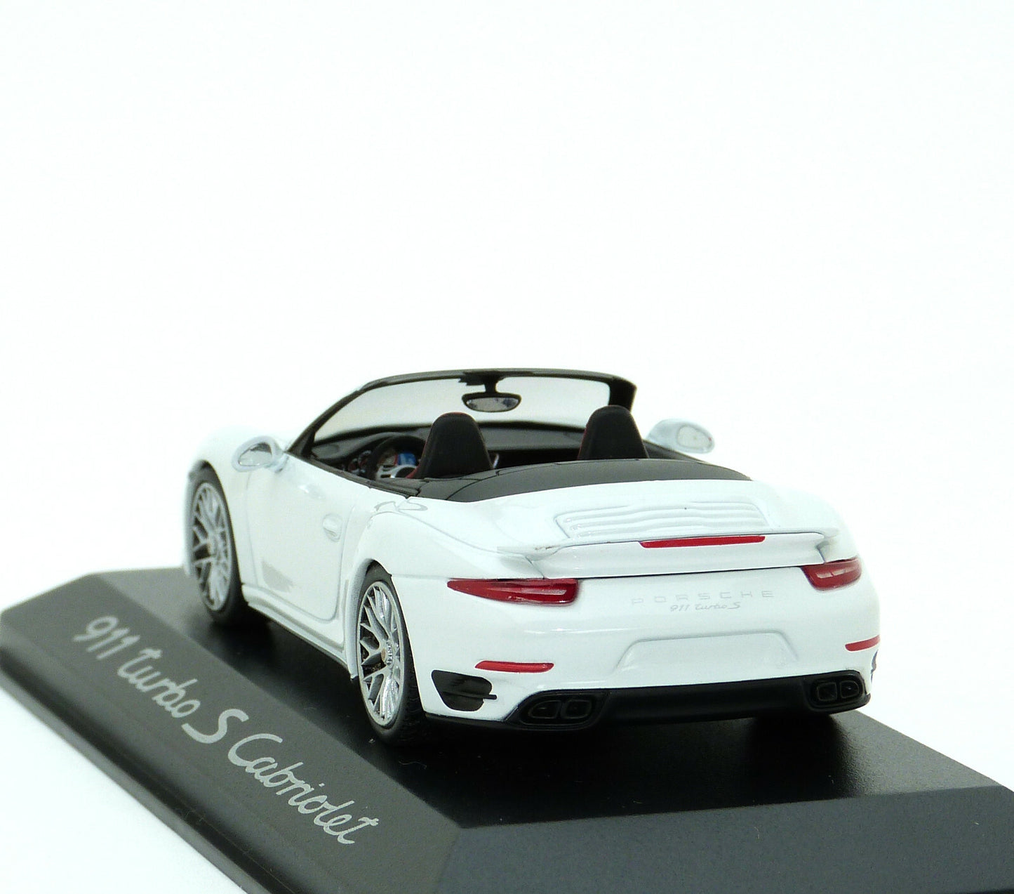 Minichamps Porsche 911 991 Turbo S Cabriolet 2014 White 1:43 Modell
