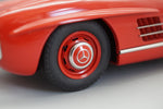 CMC Modelcars Mercedes-Benz 300 SL Roadster Classic Gala 2026 - Red 1:18 Modell
