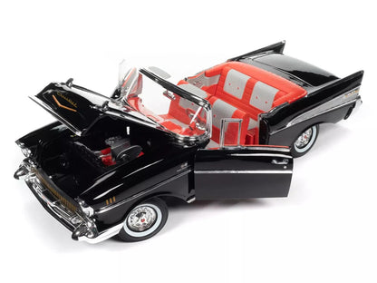 Autoworld James Bond 1957 Chevrolet Bel Air Convertible 1:18 Modell - Artexio