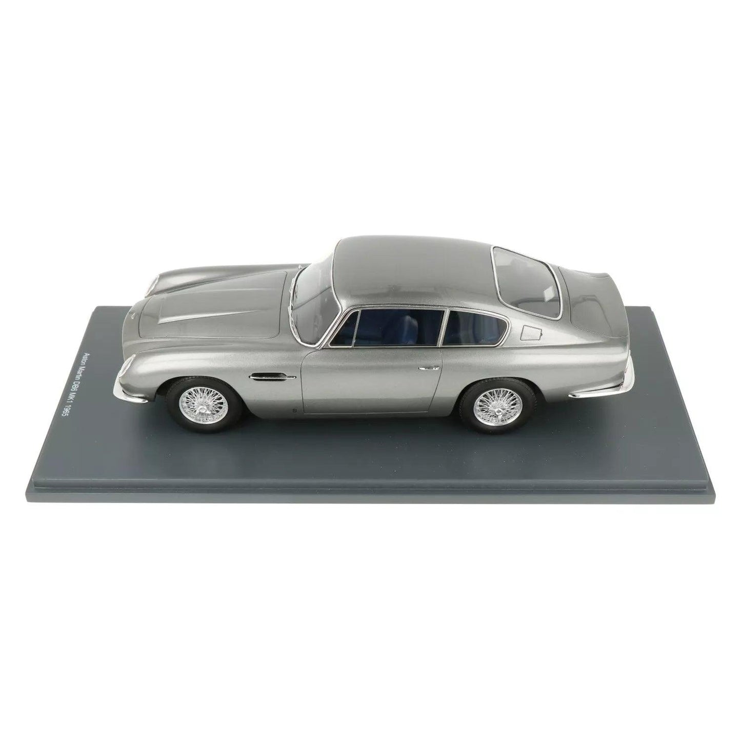 Schuco Aston Martin DB6 MK1 1965 - Silver 1:18 Modell