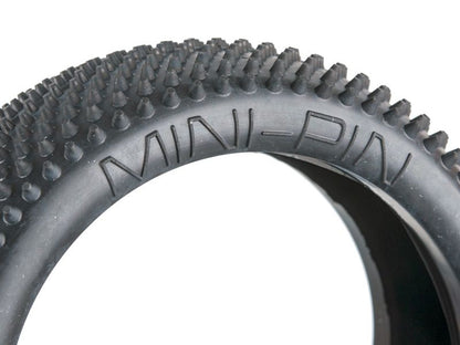 Schumacher 1:8 Mini Pin - gelb Offroad Reifen (2)