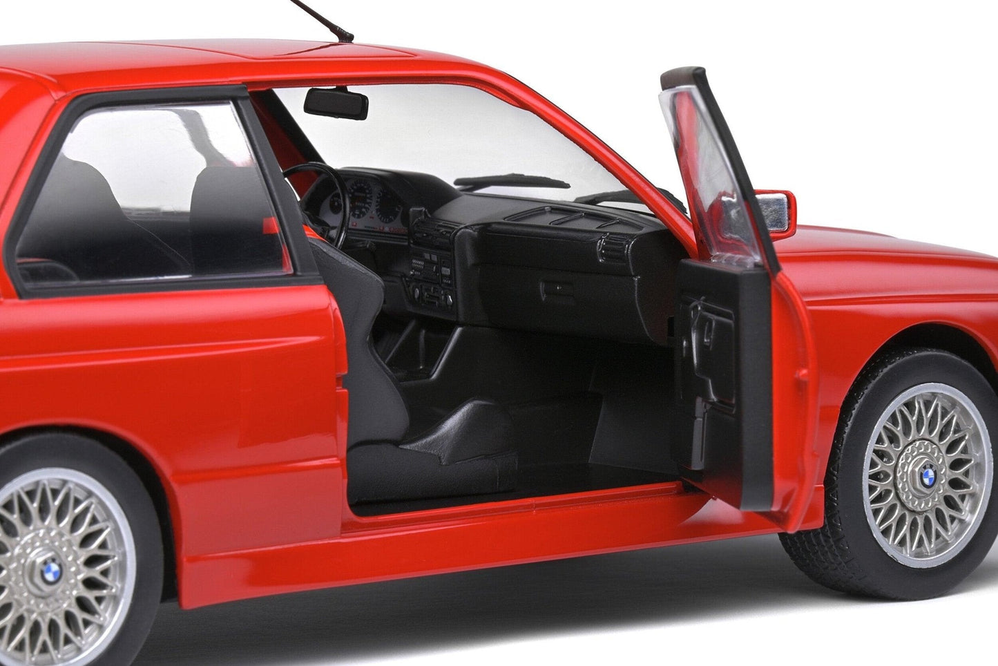 Solido BMW M3 (E30) 1986 - Red 1:18 Modell
