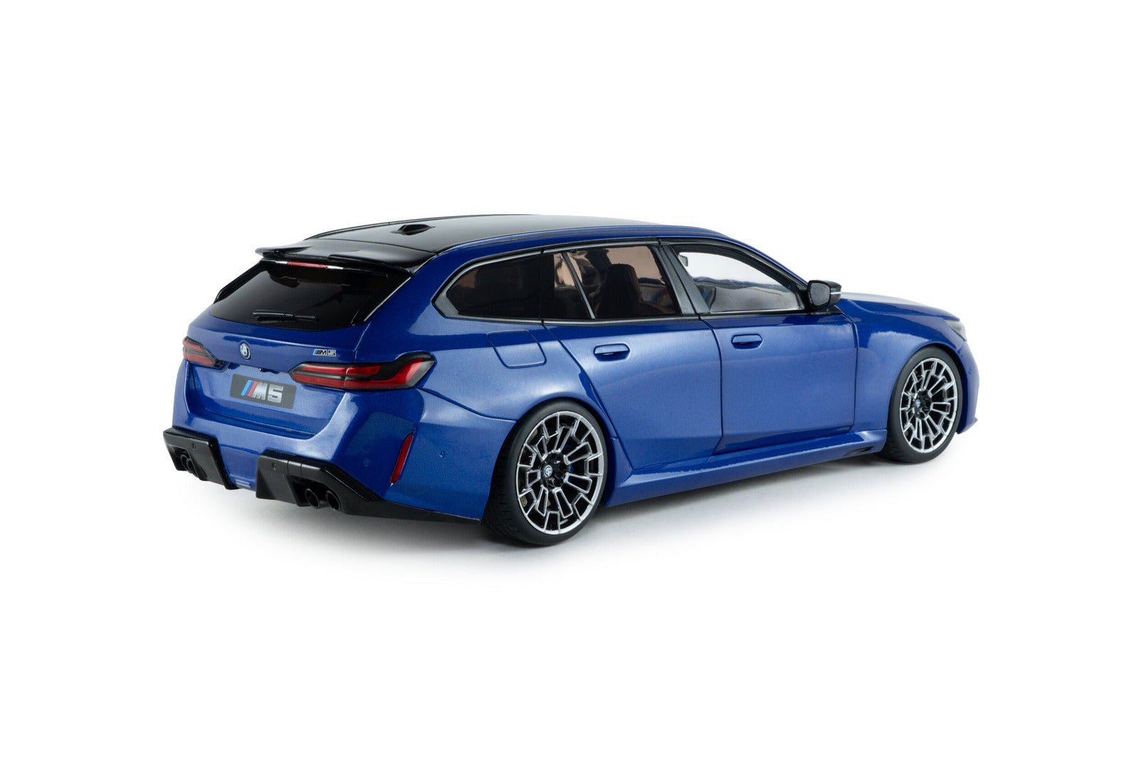 Solido BMW M5 Touring G99 2025 Marina Bay Blue 1:18 Modell