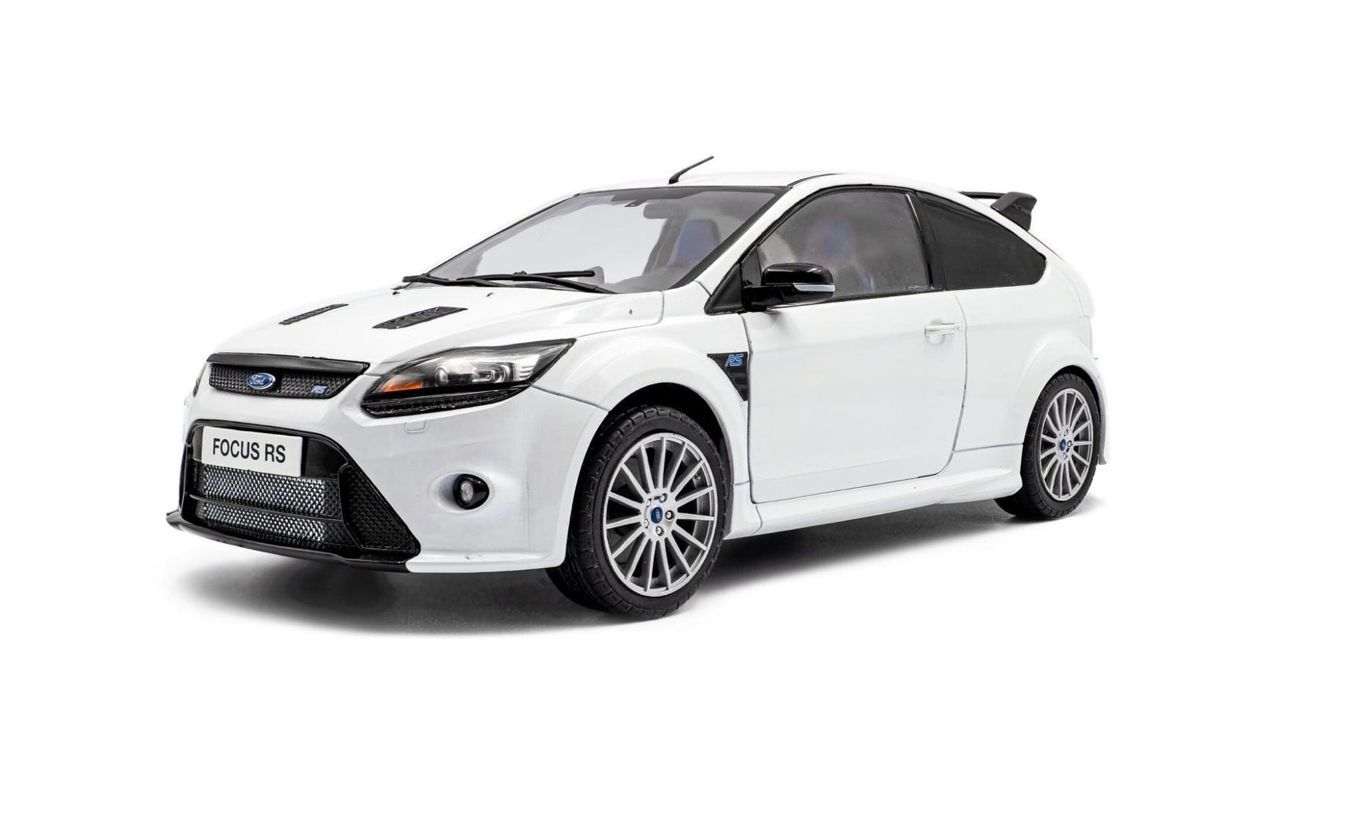 Solido Ford Focus RS MK II Pack RS Plus 2009 white 1:18 Modell