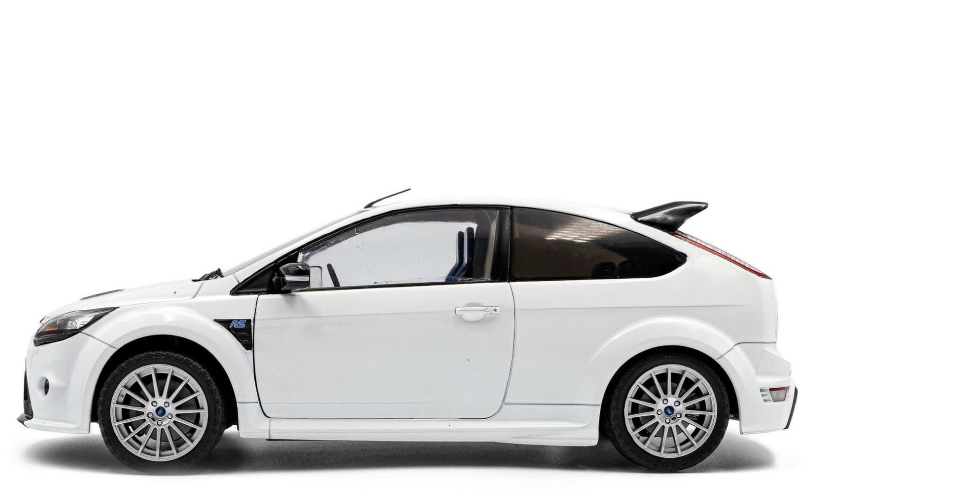 Solido Ford Focus RS MK II Pack RS Plus 2009 white 1:18 Modell