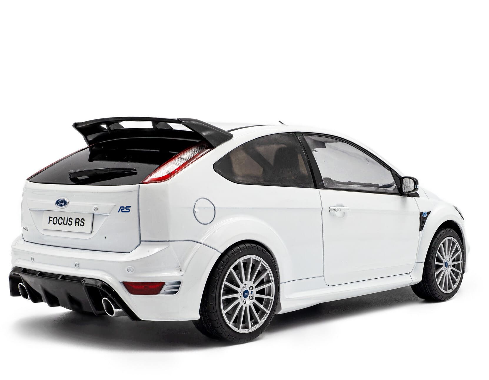 Solido Ford Focus RS MK II Pack RS Plus 2009 white 1:18 Modell