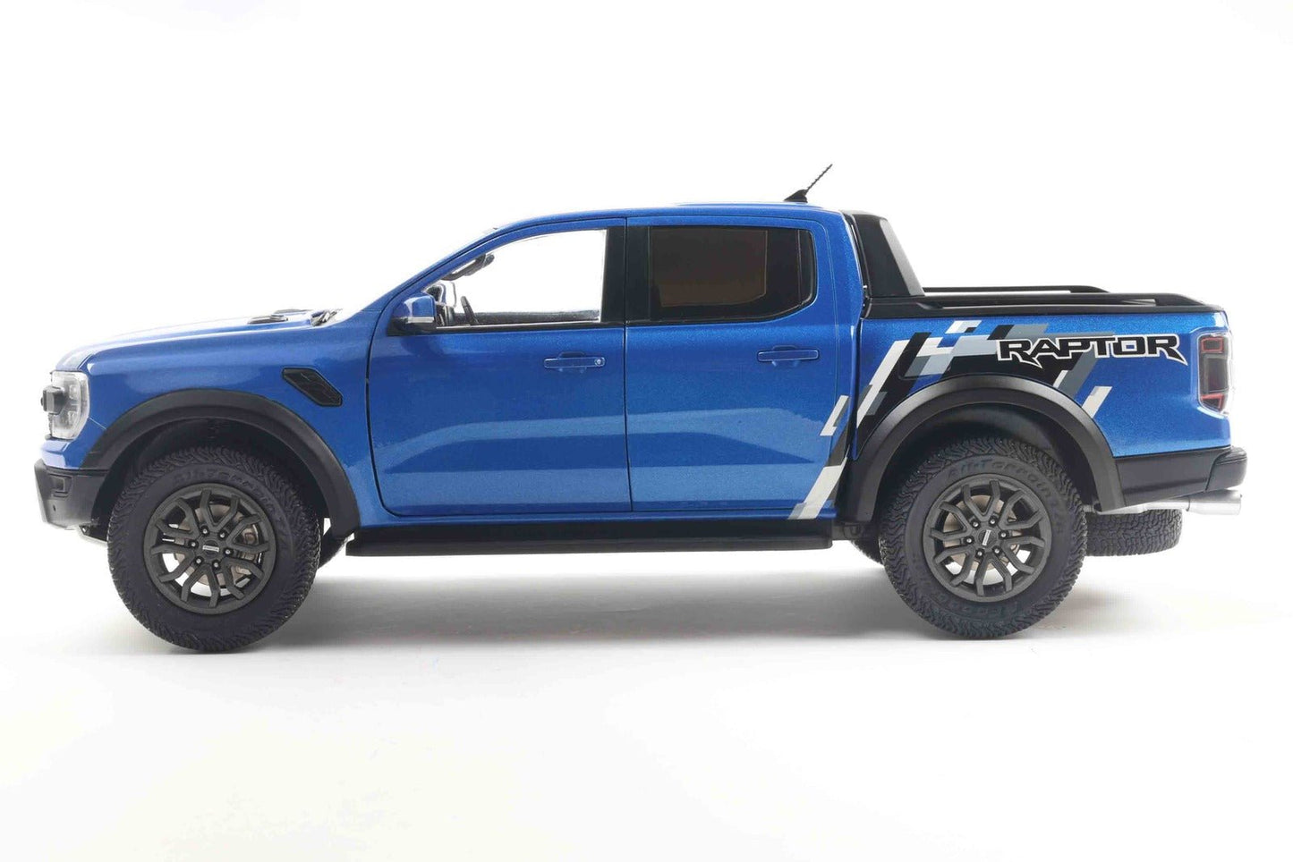 Solido Ford Ranger Raptor Pick - Up 2024 Blue 1:18 Modell