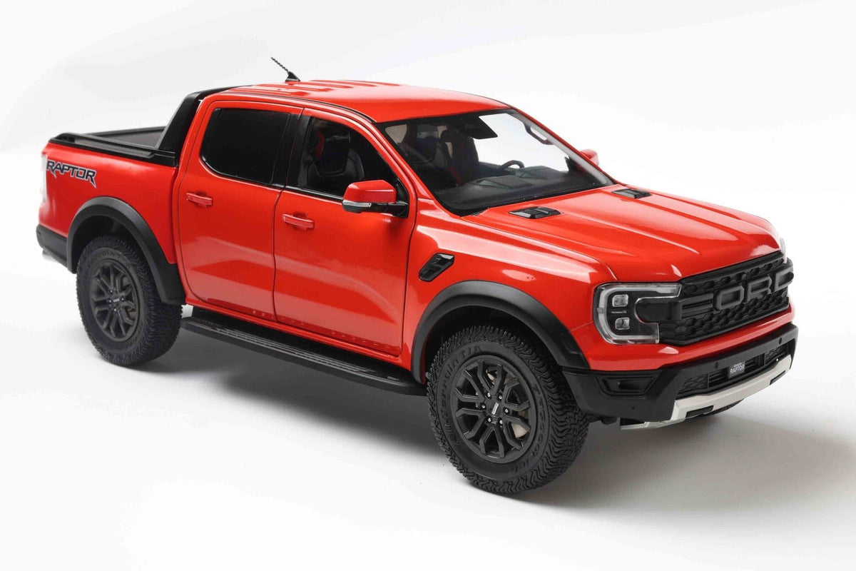 Solido Ford Ranger Raptor Pick-Up 2024 Orange 1:18 Model