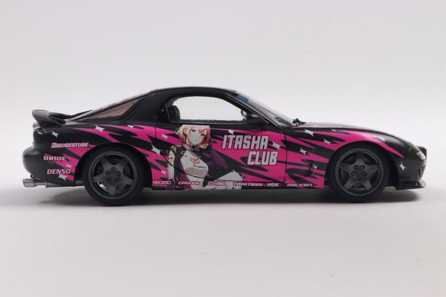 Solido Mazda RX7 (FD3) RS Works Itasha Club 1994 pink/black 1:18 Modell