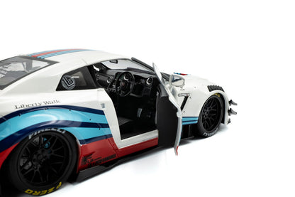 Solido Nissan GT - R (R35) LBWK Bodykit Type 2.0 2024 Martini 1:18 Modell