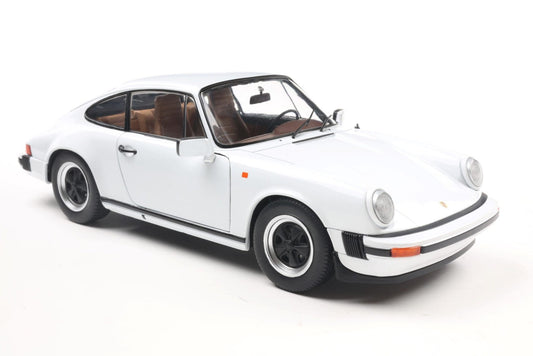 Solido Porsche 911 (930) 3.0 SC 1974 Grand Prix white 1:18 Modell