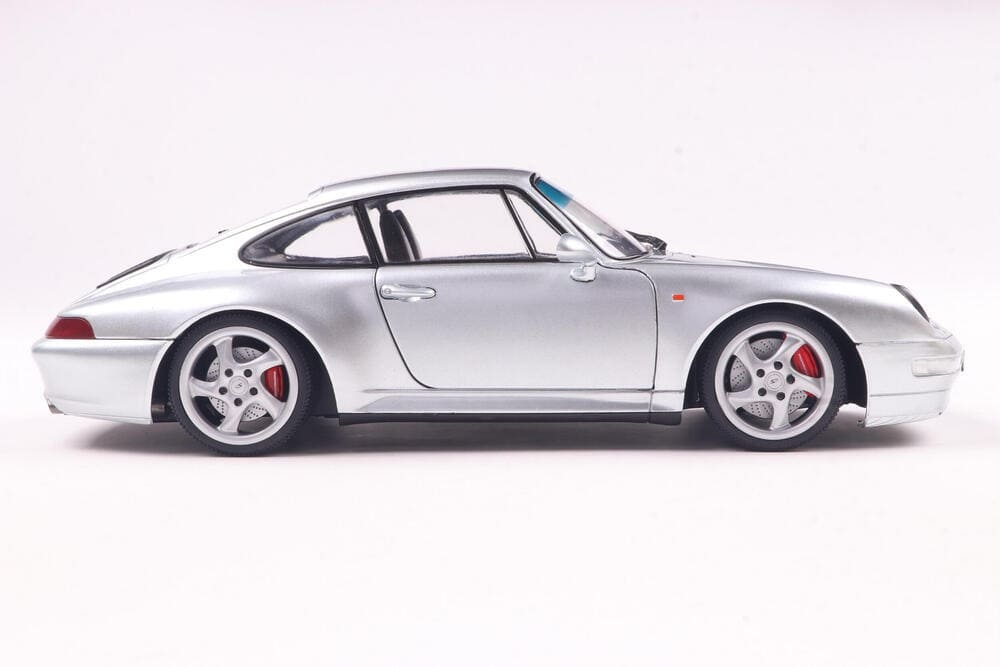 Solido Porsche 911 (993) 4S 1996 polar silver 1:18 Modell