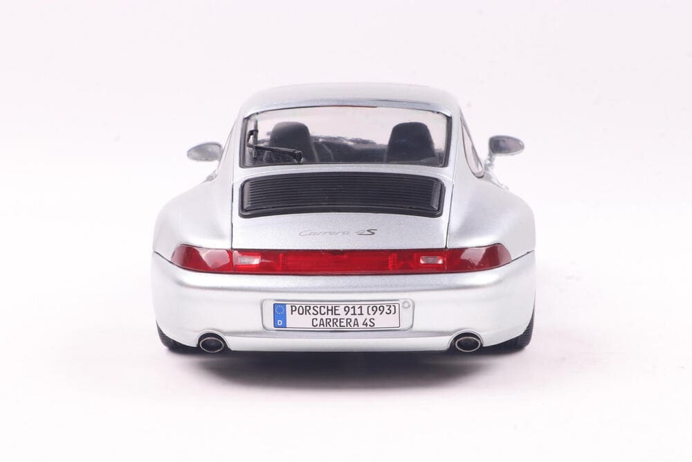 Solido Porsche 911 (993) 4S 1996 polar silver 1:18 Modell