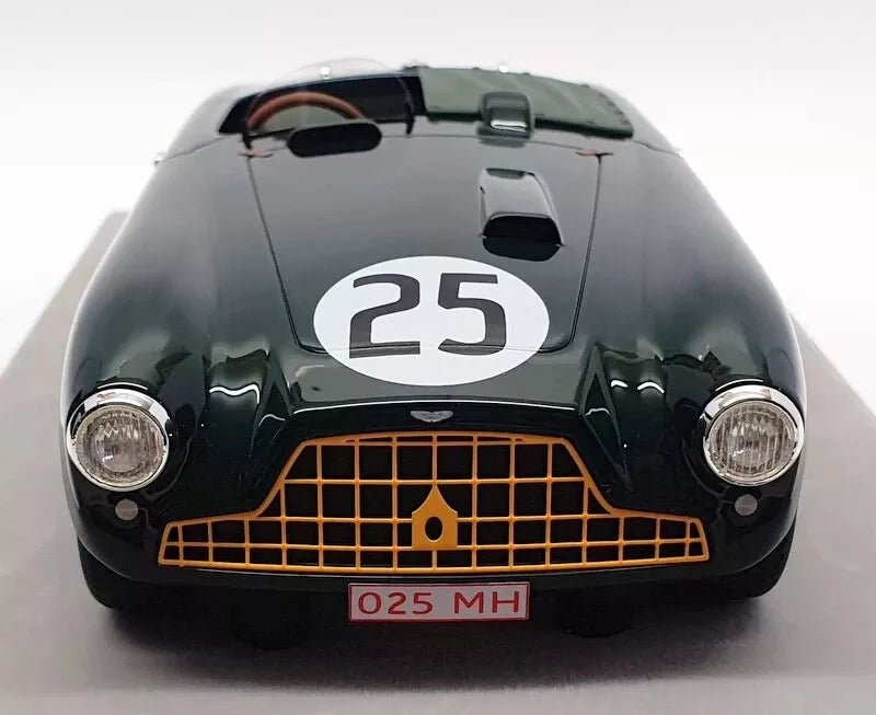 Tecnomodel Aston Martin DB3S 24h Le Mans 1952 #25 Driven by: Lance Macklin, Peter Collins 1:18 Modell - Artexio