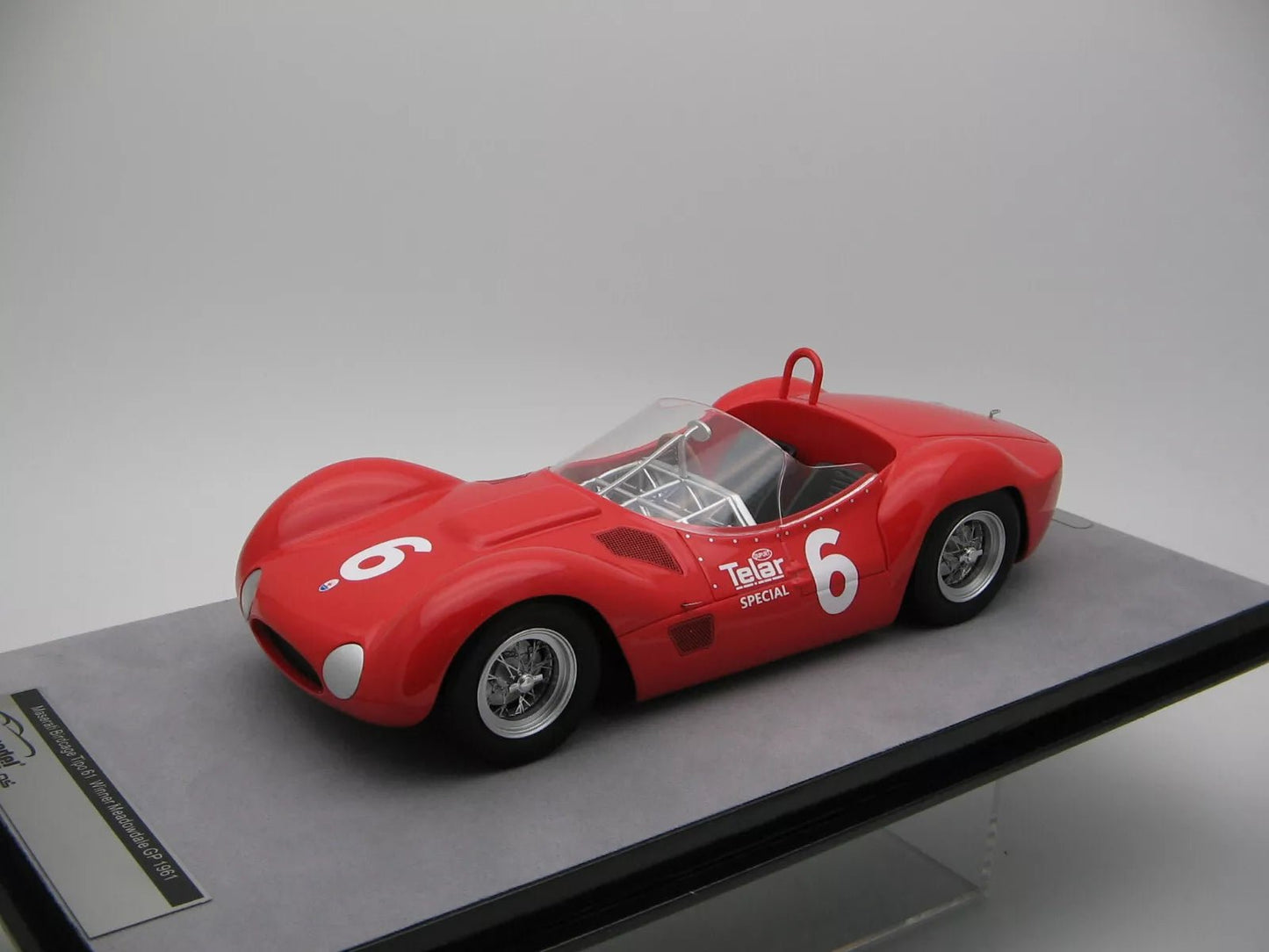 Tecnomodel Maserati Birdcage Tipo 61 Winner Meadowdale GP 1961 Driven by: Roger Penske 1:18 Modell - Artexio