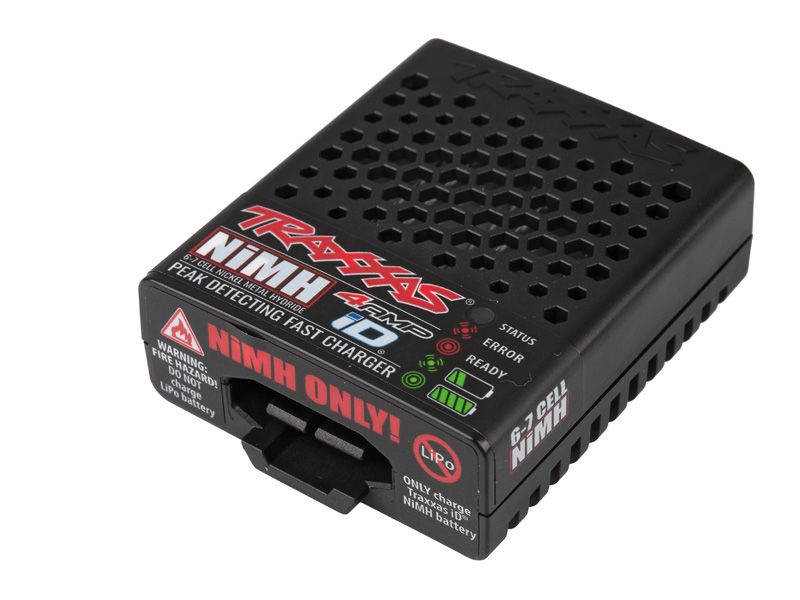 Traxxas 4-Amp USB-C Multi Charger 45W (NiMh) with ID battery recognition