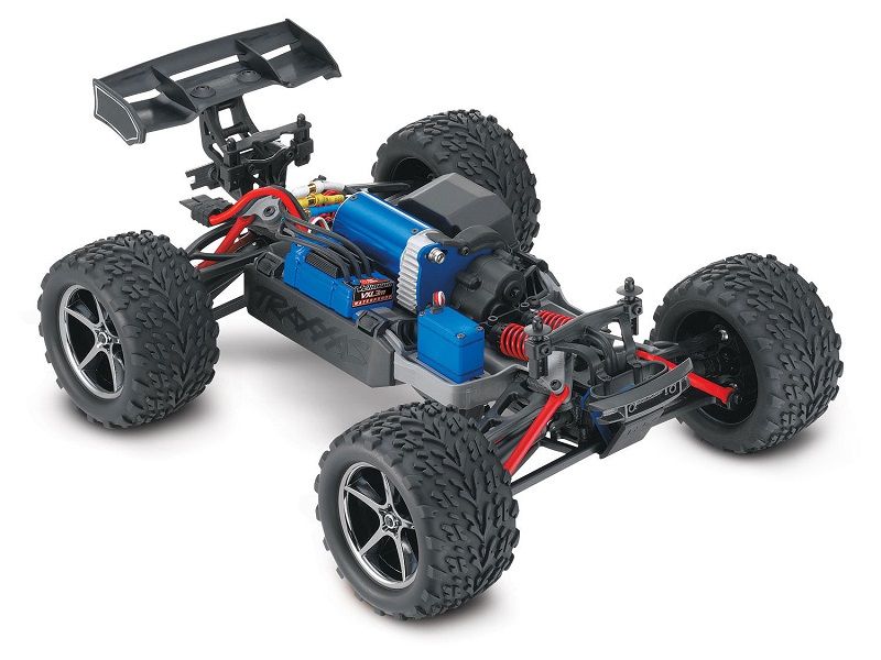 Traxxas E-Revo 4x4 1:16 RTR Monster Truck blau TSM VXL-3m Brushless mit NiMh Akku + 4A USB/C-Lader
