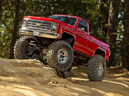Traxxas TRX-4 Chevrolet 1979 K10 High Trail Edition 4x4 rot RTR Crawler Brushed ohne Akku/Lader