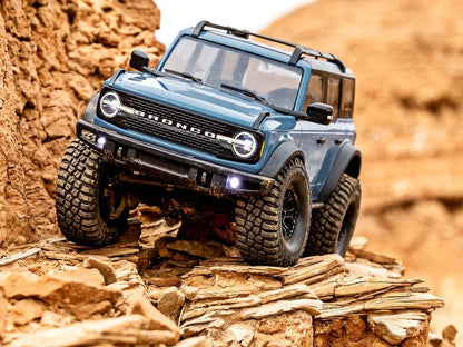 Traxxas TRX-4M Ford Bronco 1:18 RTR 4WD Mini RC Crawler A51 Brushed mit Akku/Lader
