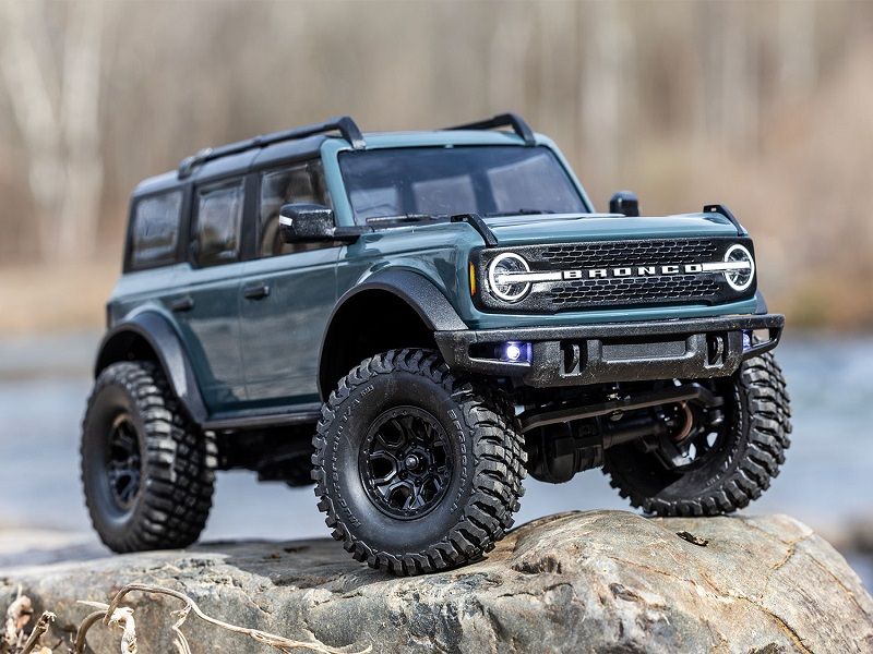 Traxxas TRX-4M Ford Bronco 1:18 RTR 4WD Mini RC Crawler A51 Brushed mit Akku/Lader