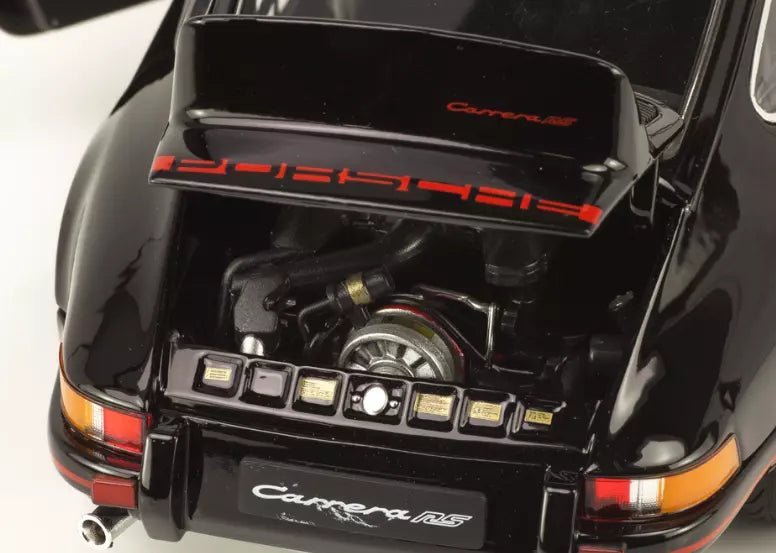 Welly Porsche 911 Carrera RS 1973 - Black/Red 1:18 Modell